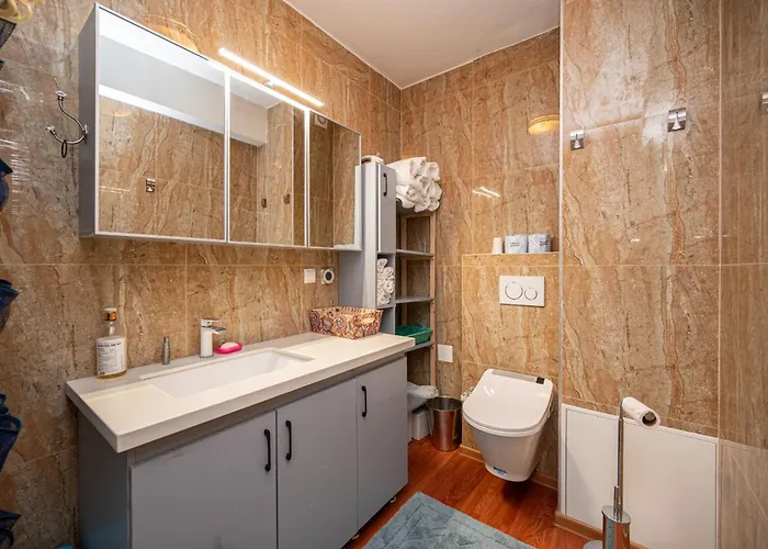 Appartement Family-friendly With Swimming Pool Sukosan, Zadar - 24349